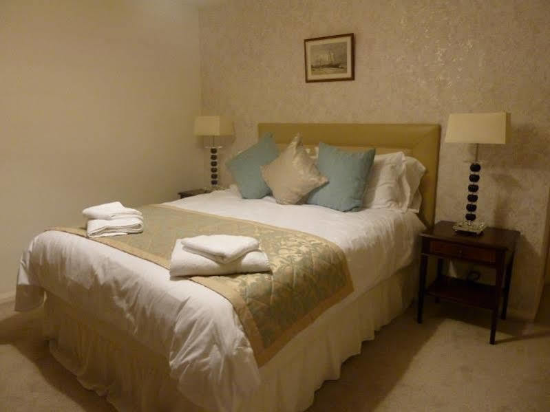 Cameron House Landford Екстер'єр фото